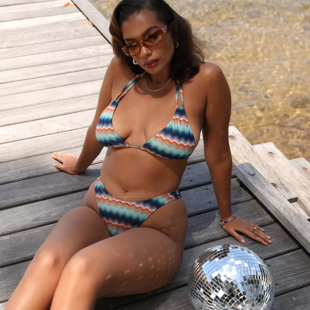 Shop Buckle Up Buttercup<Kulani Kinis New Arrivals High Leg Vintage Bikini Bottom – Blue Crush
